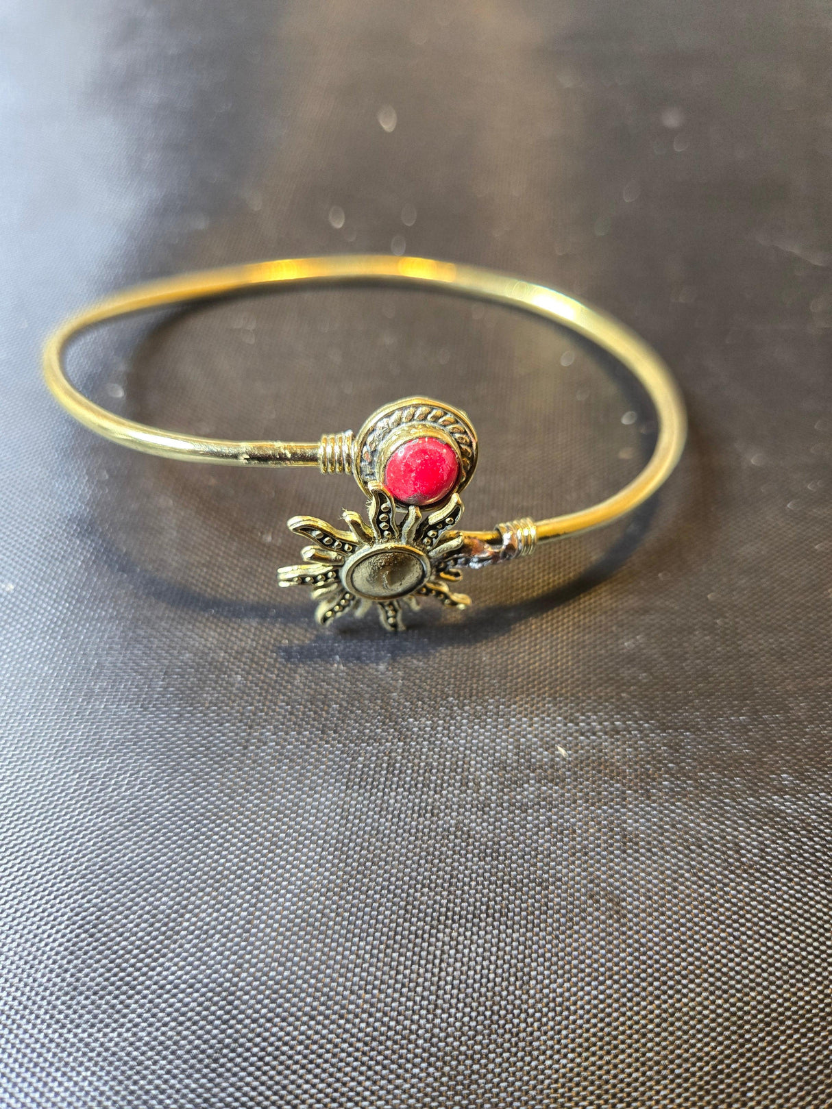 Sun Brass and stone Bracelet - Ase Origins