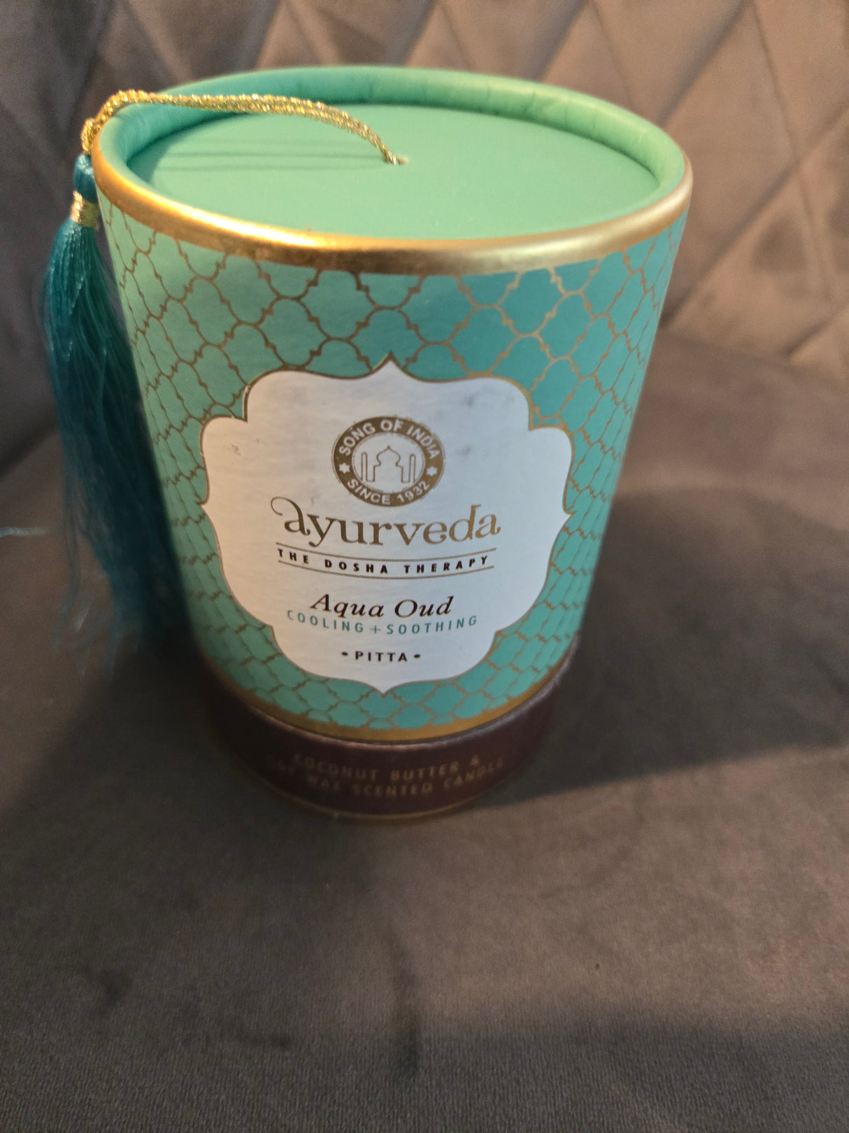 Ayurveda Aqua Oud Candle