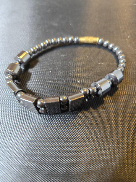 Hematite bracelet - Ase Origins