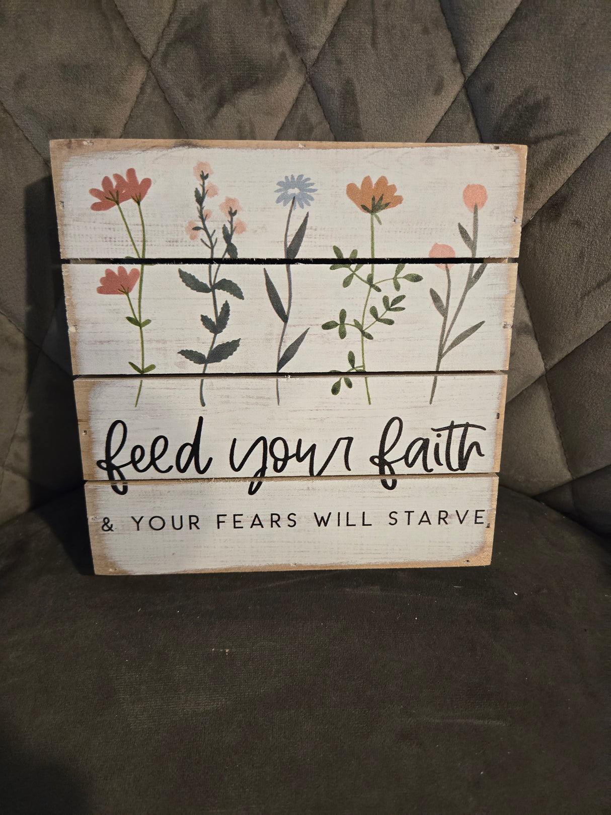 Feed Your Faith...Wood Pallet Decor